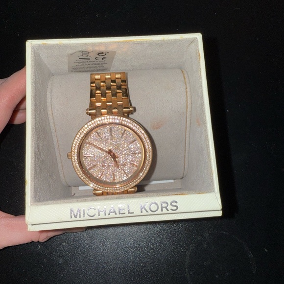 Michael kors gold watch - Picture 1 of 1